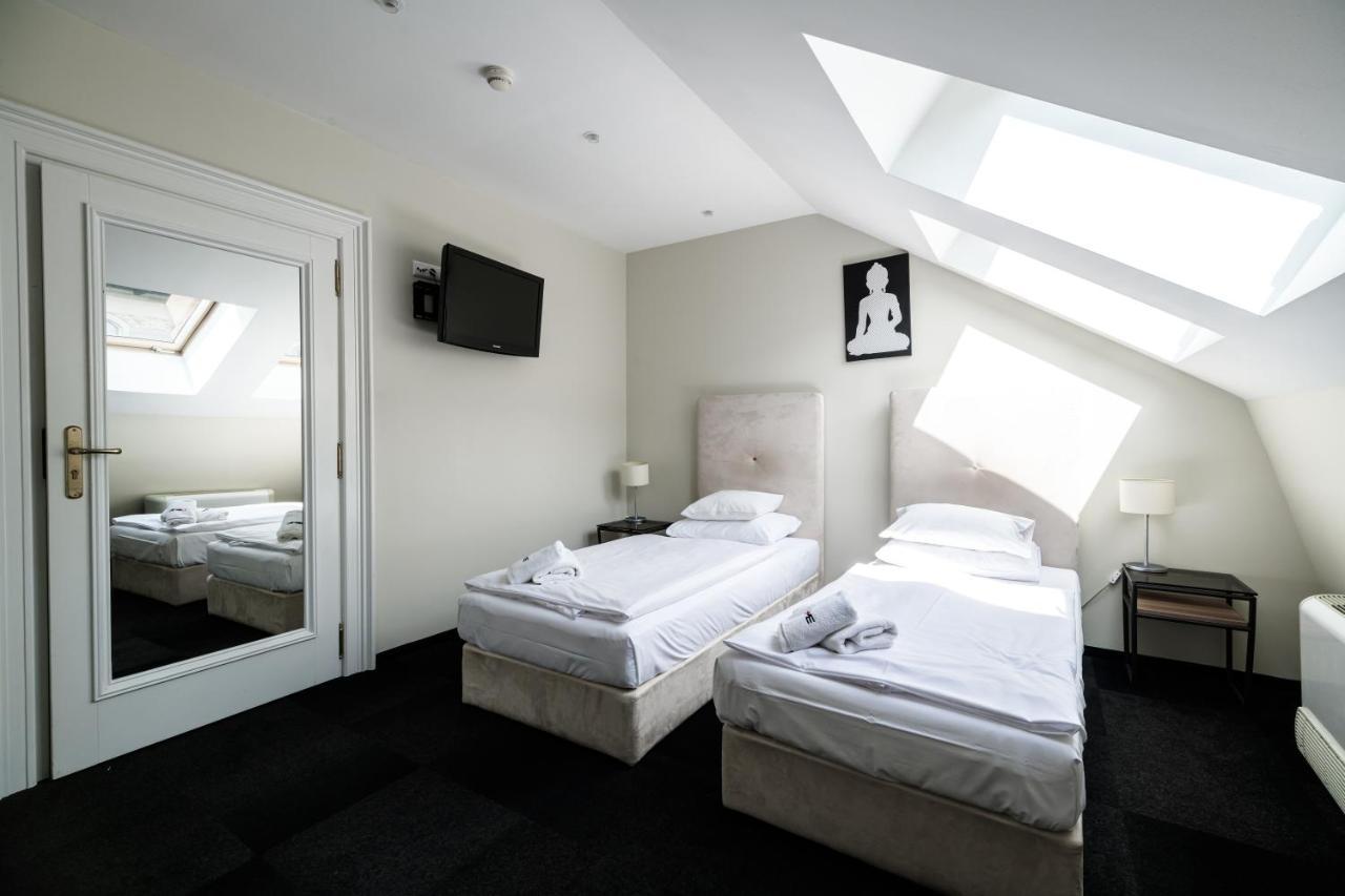 Home Hotel Krakau Buitenkant foto