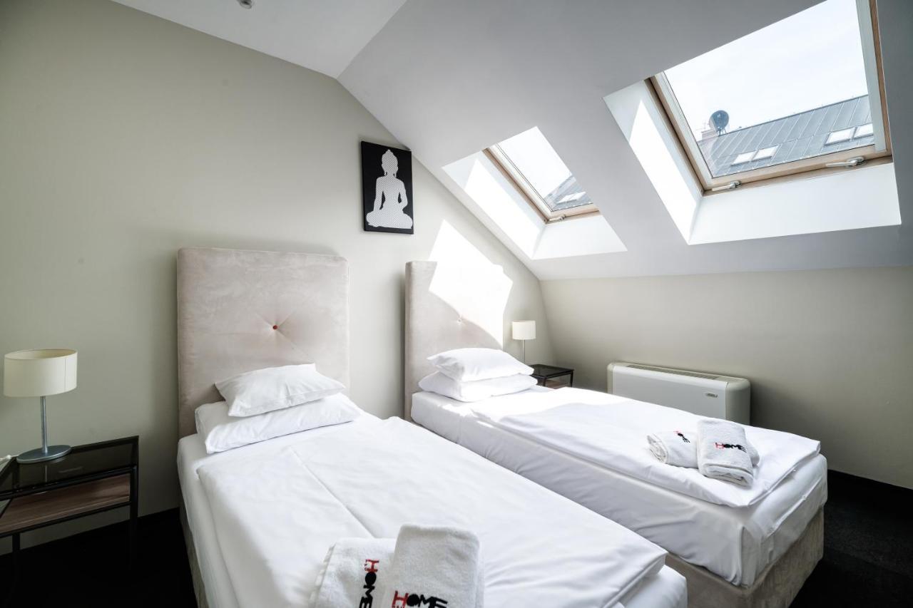 Home Hotel Krakau Buitenkant foto