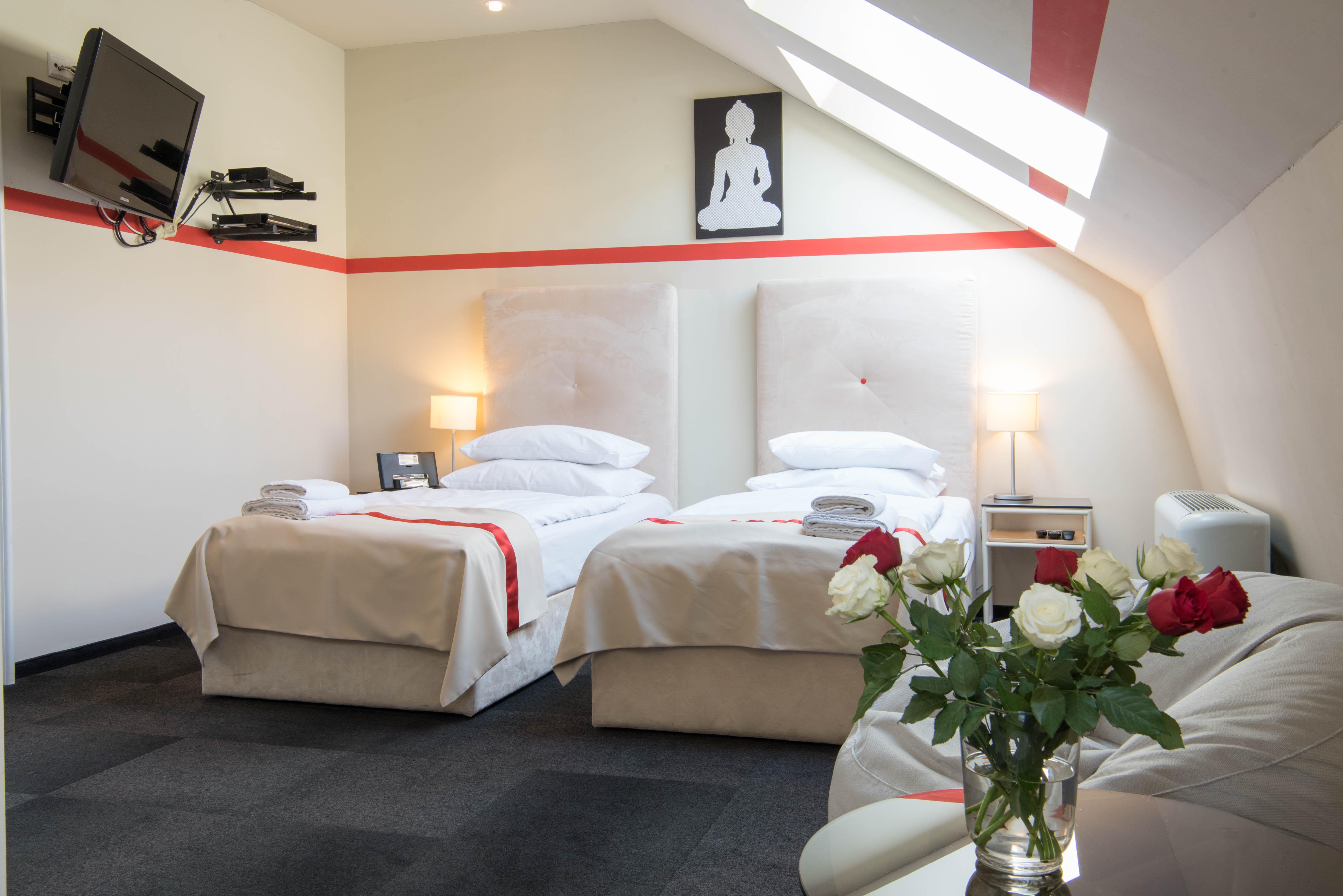 Home Hotel Krakau Buitenkant foto